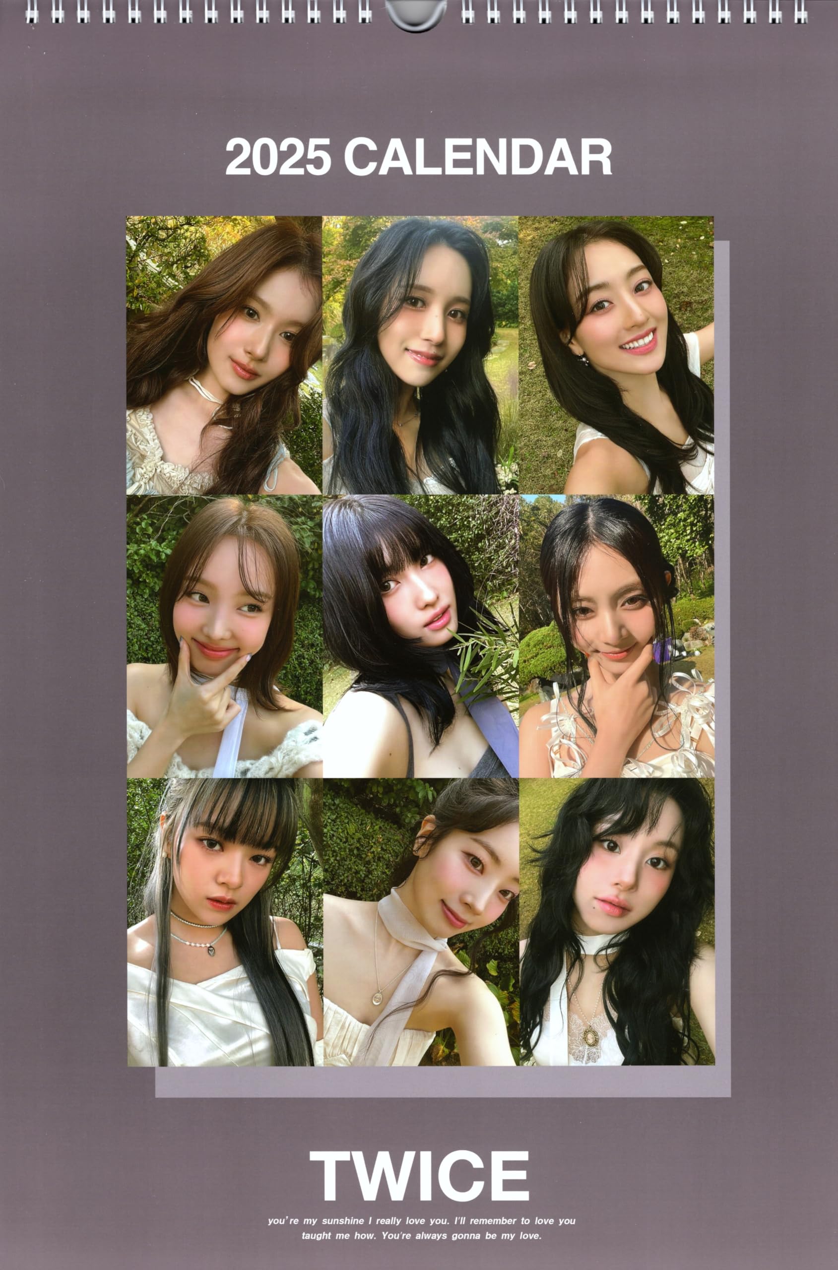 TWICE 2023年 公式カレンダーグッズ